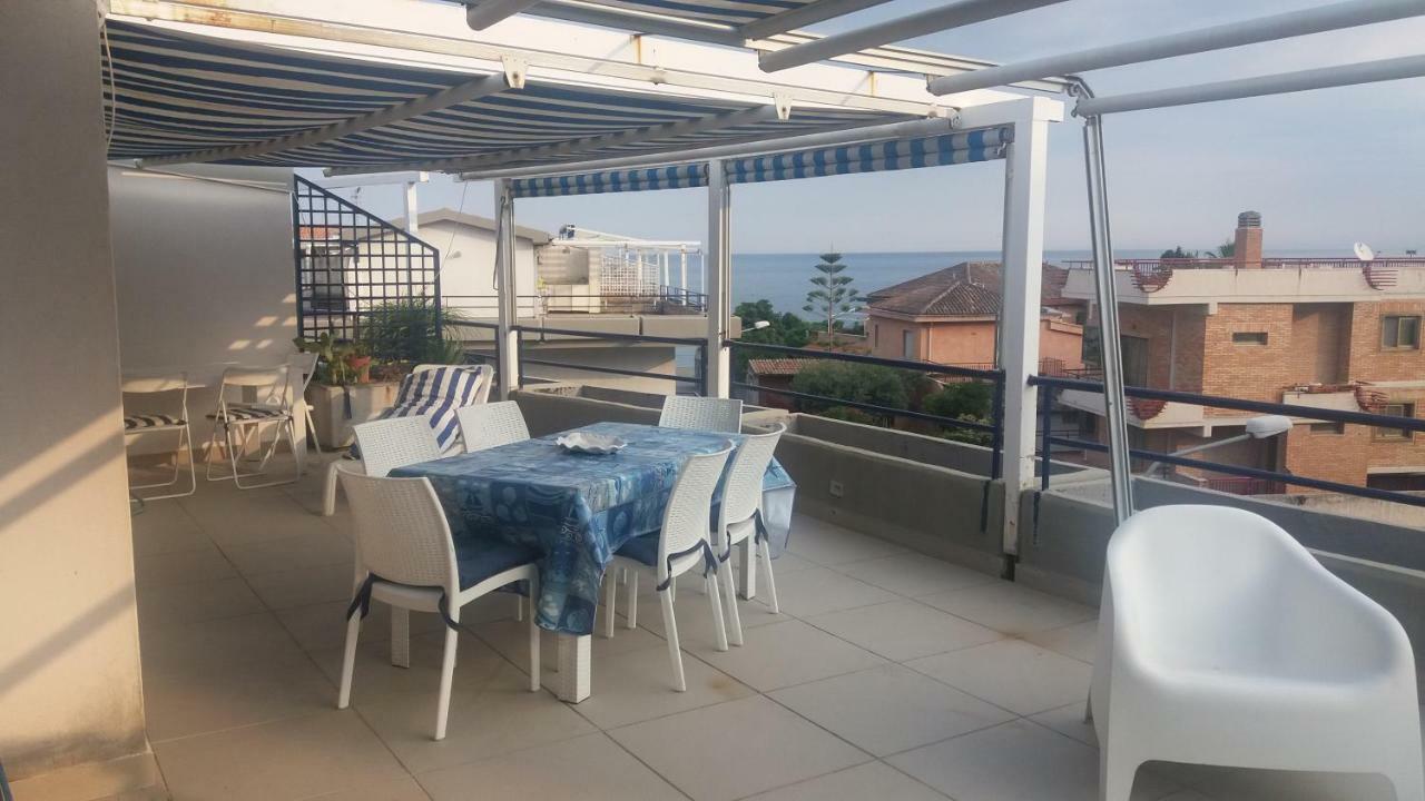 Ipanema Suite Giardini Naxos Kültér fotó